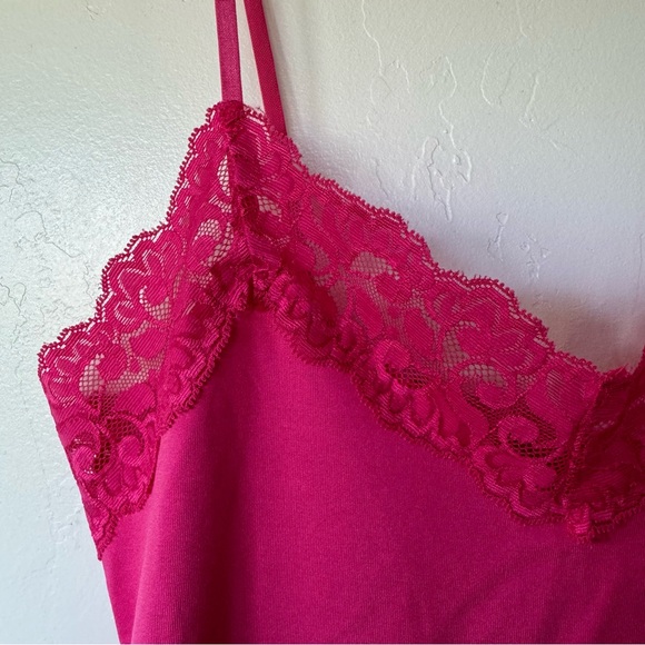 WHITE HOUSE BLACK MARKET Lace Trim V-Neck Tank Top - Picture 3 of 4